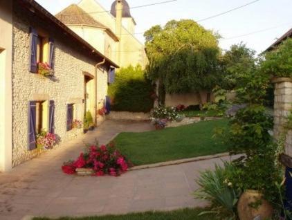 La Dame Blanche Bed & Breakfast Bérig-Vintrange Eksteriør bilde